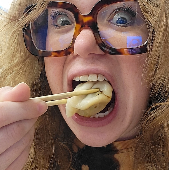 Meet your Posher, Julia - Picture 9 of 16